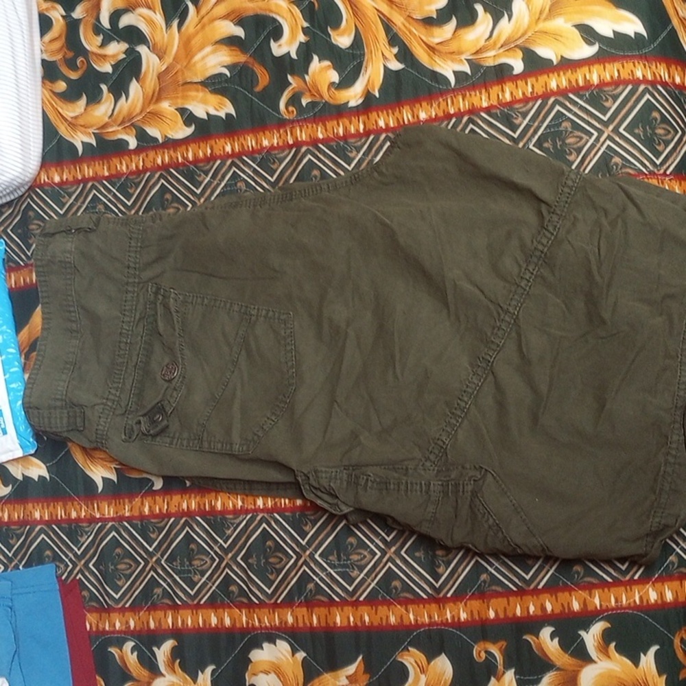Shorts - Picture 2 of 2